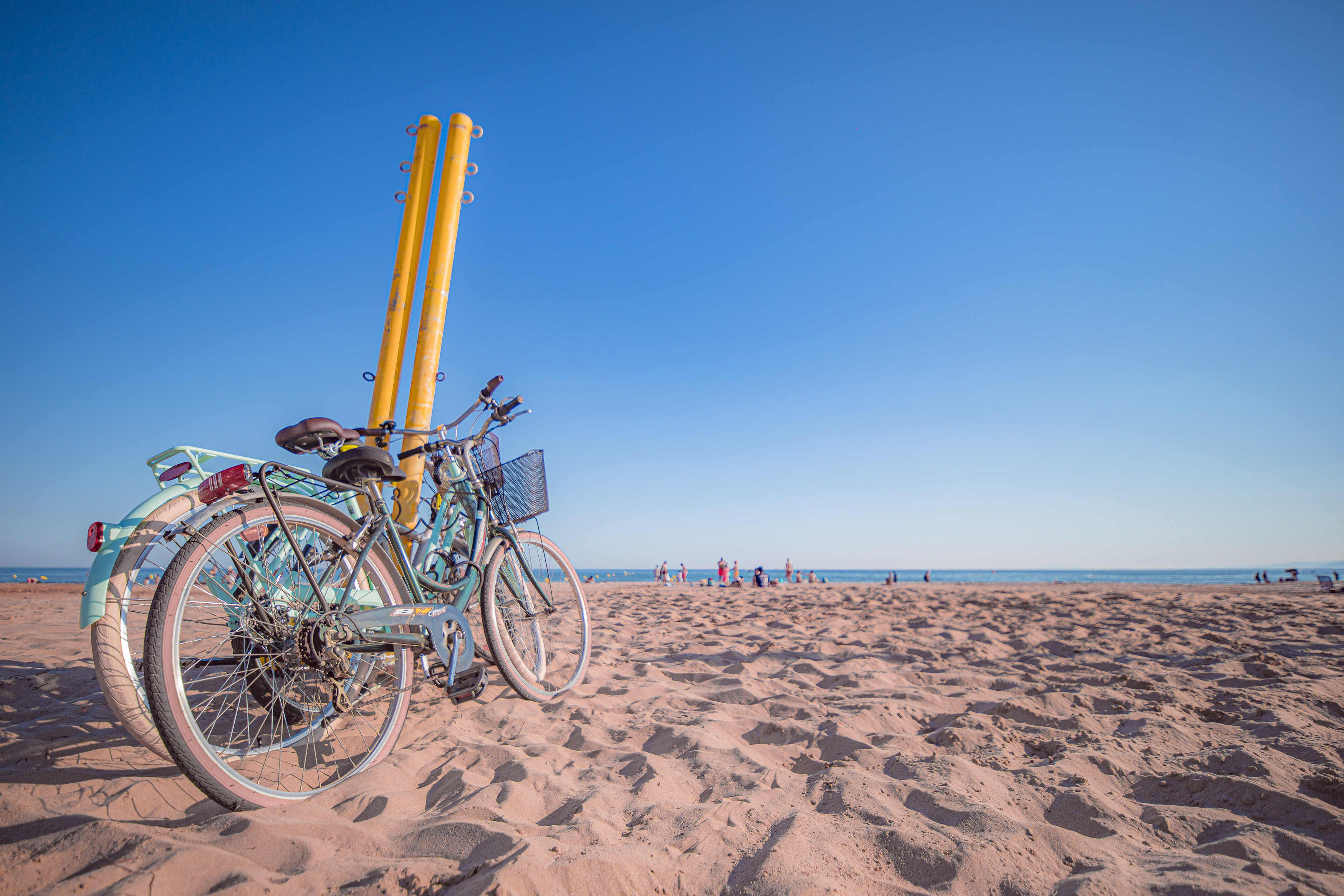 Platja cicloturisme familiar_©AlanPardines